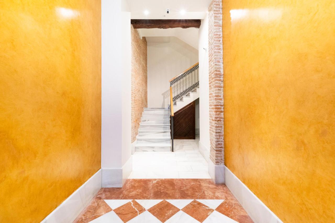 Piso Junto A Mercado De San Agustin Y Catedral En גרנדה מראה חיצוני תמונה