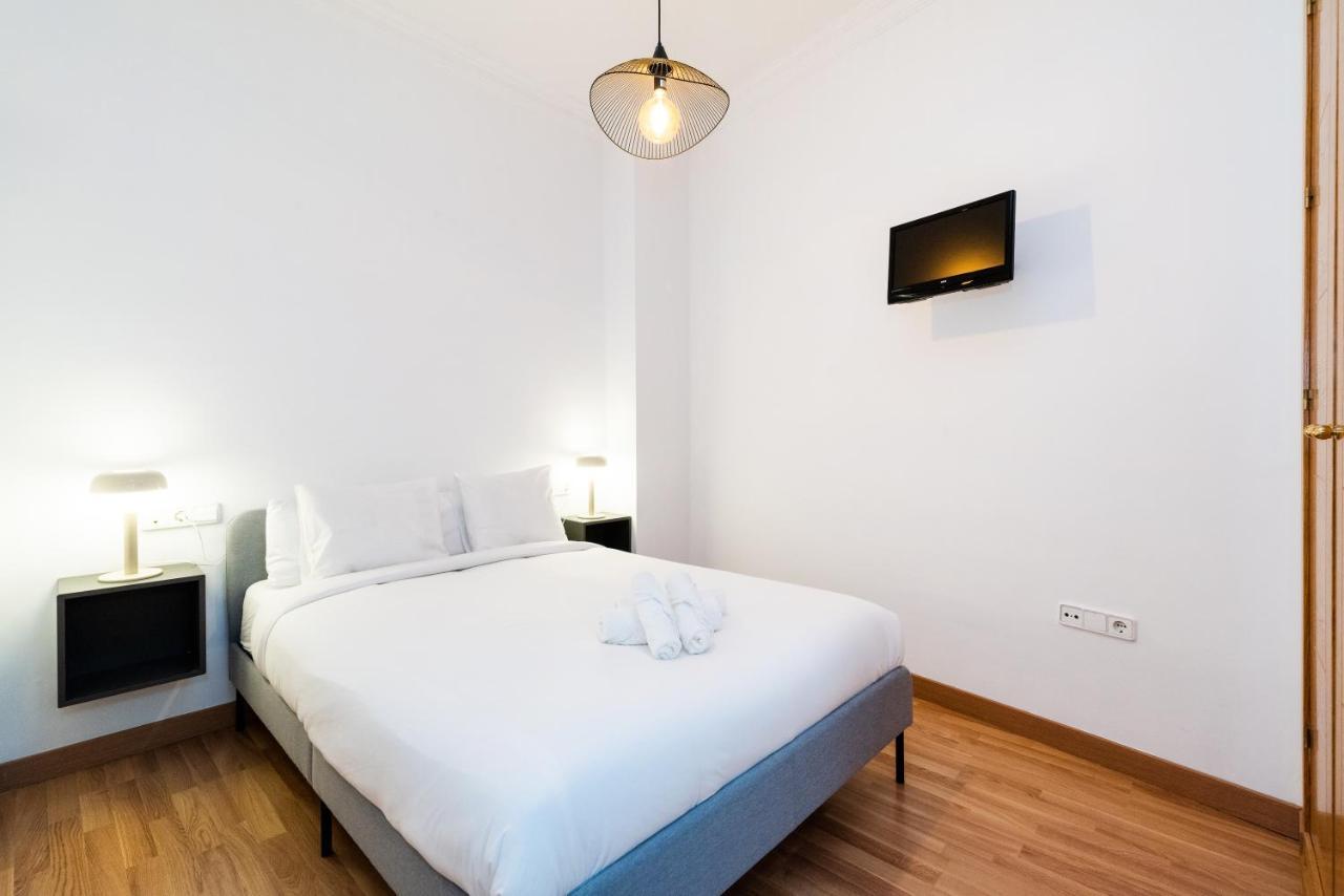Piso Junto A Mercado De San Agustin Y Catedral En גרנדה מראה חיצוני תמונה