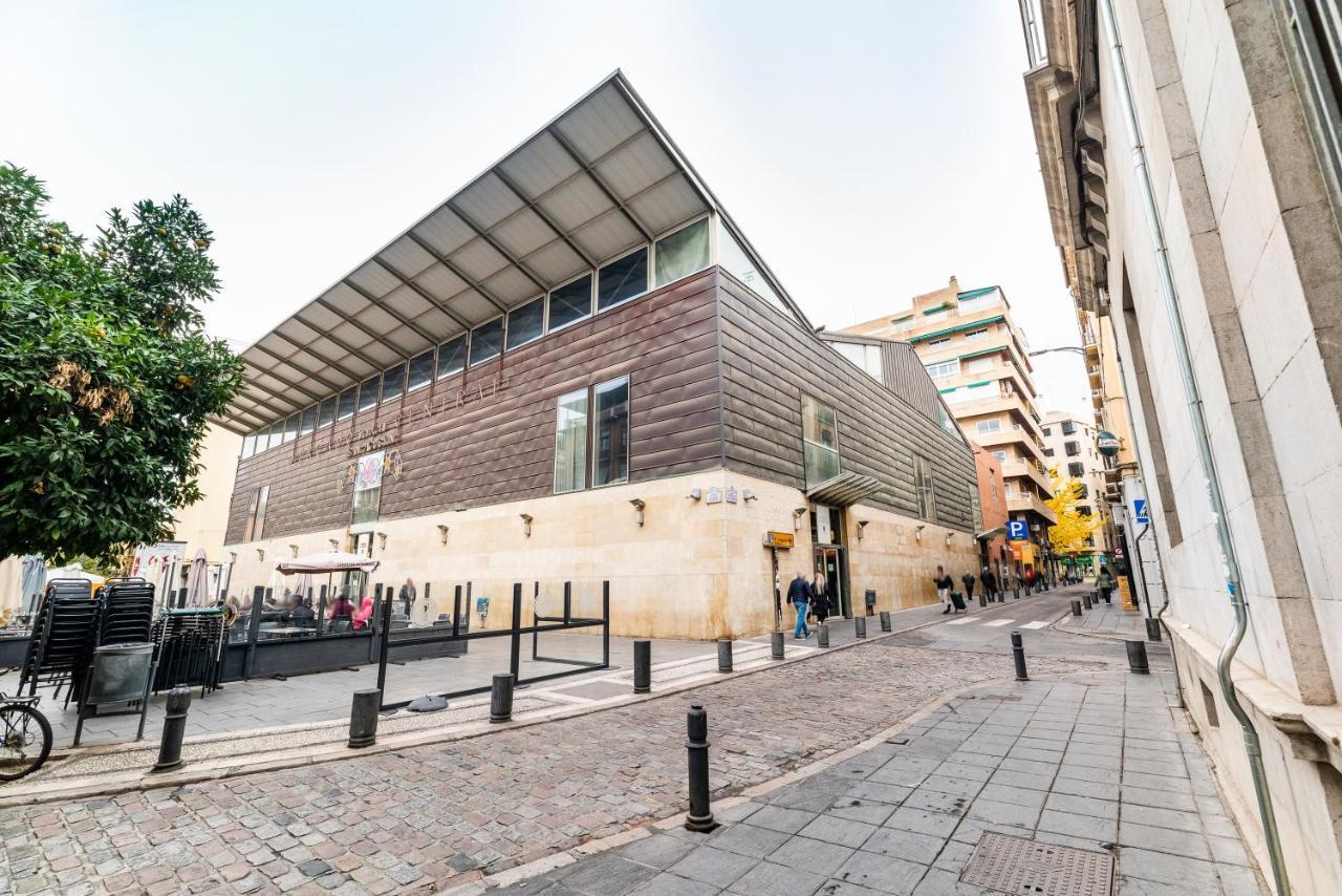 Piso Junto A Mercado De San Agustin Y Catedral En גרנדה מראה חיצוני תמונה